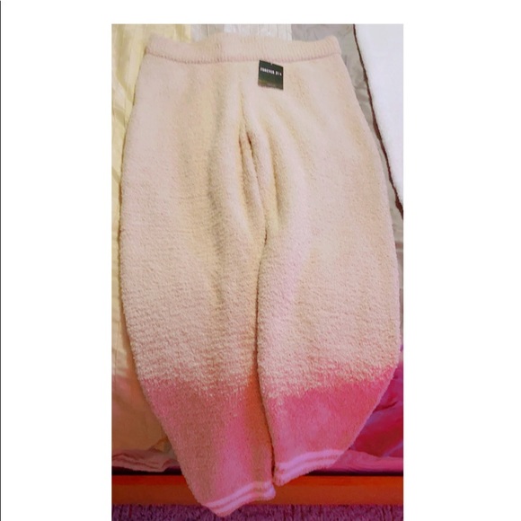 BNWT Knit pants - Picture 3 of 4